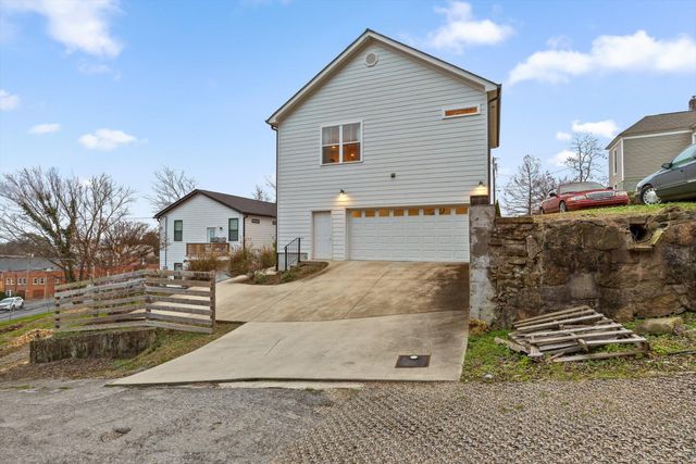 3819 Longview Drive, Chattanooga, TN 37409