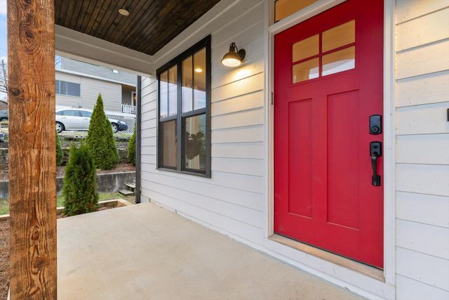 3819 Longview Drive, Chattanooga, TN 37409