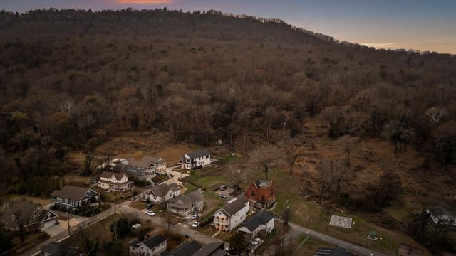 3819 Longview Drive, Chattanooga, TN 37409