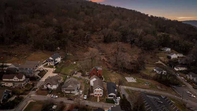 3819 Longview Drive, Chattanooga, TN 37409