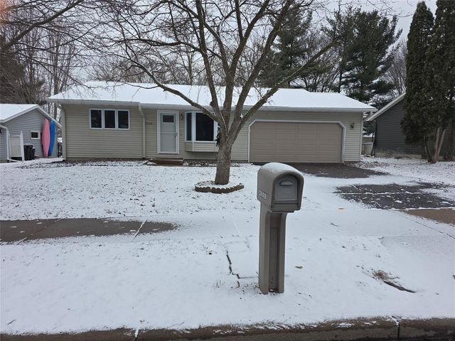 2608 Jeanne Lane, Eau Claire, WI 54703