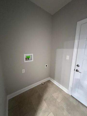 1121 Leawood Drive, Frankfort, KY 40601