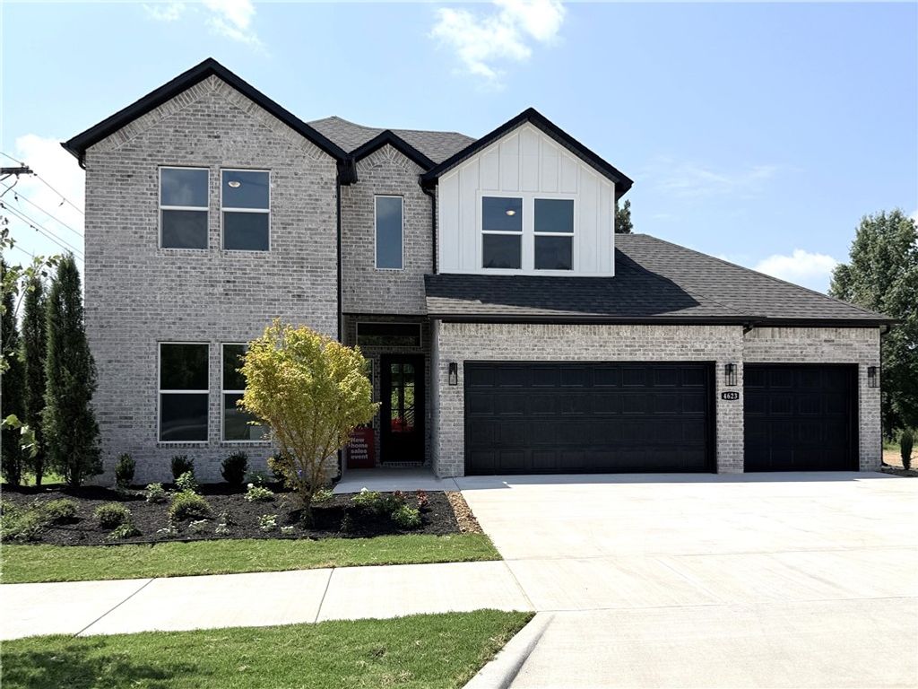 4853 W Succulent Street, Fayetteville, AR 72704