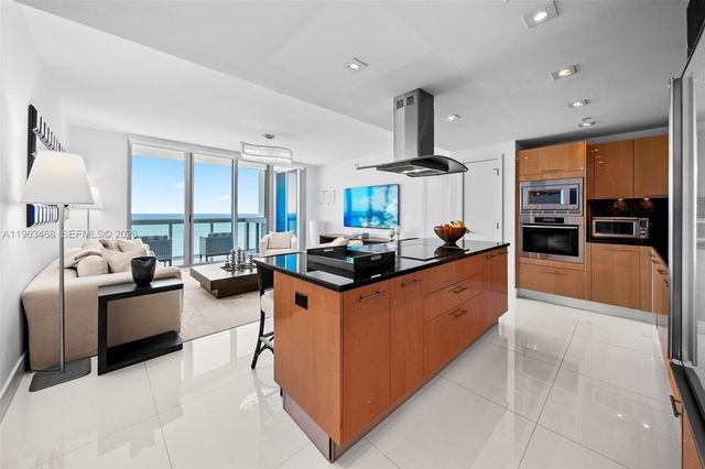 6899 Collins Ave 2207, Miami Beach, FL 33141