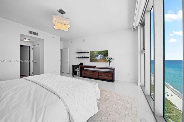 6899 Collins Ave 2207, Miami Beach, FL 33141