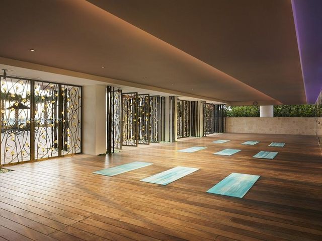 6899 Collins Ave 2207, Miami Beach, FL 33141