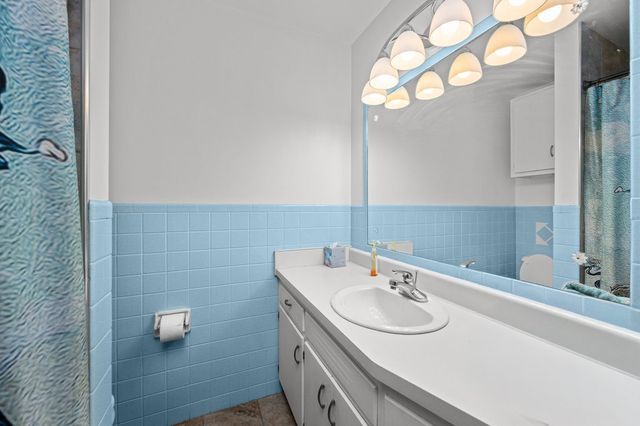 1003 14th Ave B, Orion, IL 61273