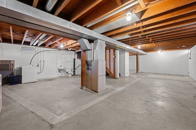 1003 14th Ave B, Orion, IL 61273