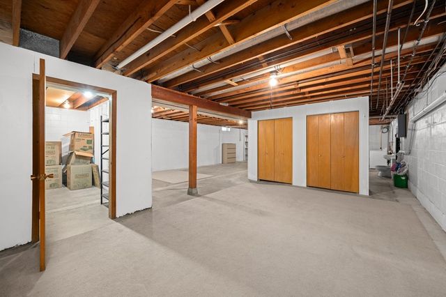 1003 14th Ave B, Orion, IL 61273