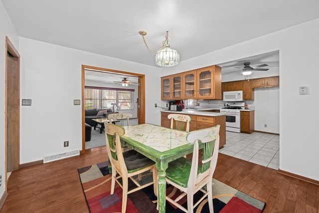 1003 14th Ave B, Orion, IL 61273