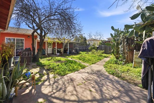 855 N 12th Street, San Jose, CA 95112