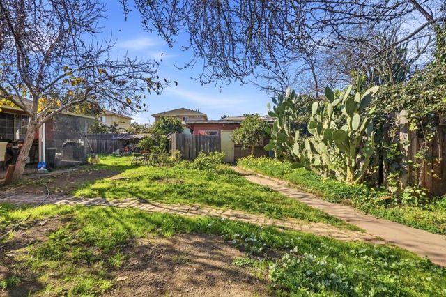 855 N 12th Street, San Jose, CA 95112