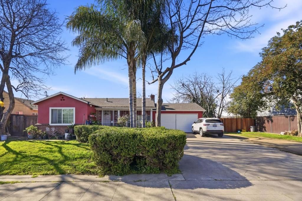 855 N 12th Street, San Jose, CA 95112