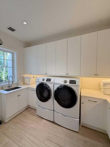 702 N Ocean Boulevard, Delray Beach, FL 33483