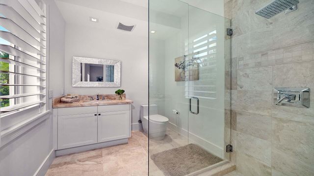 702 N Ocean Boulevard, Delray Beach, FL 33483