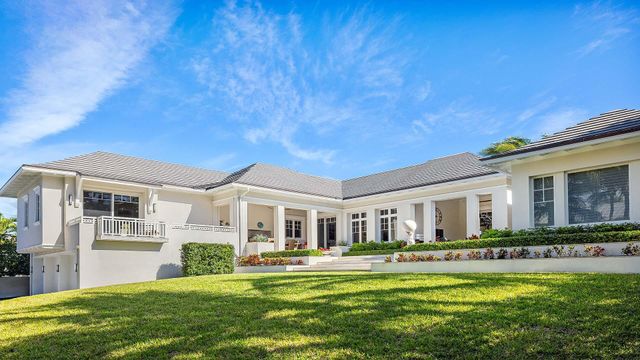 702 N Ocean Boulevard, Delray Beach, FL 33483