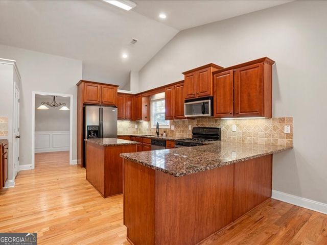 1406 Morgans Bluff, Monroe, GA 30656