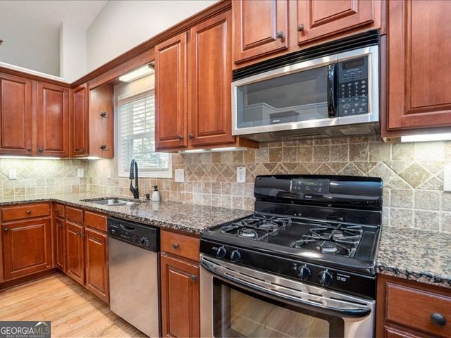 1406 Morgans Bluff, Monroe, GA 30656