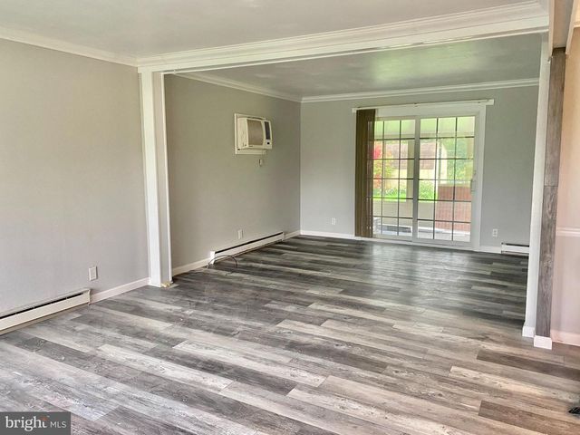 1008 CLEMATIS ST, Reading, PA 19608