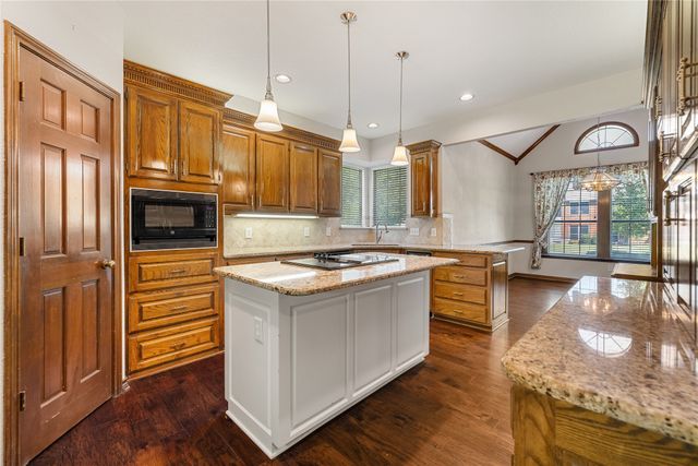 820 Foxwood Lane, Wylie, TX 75098