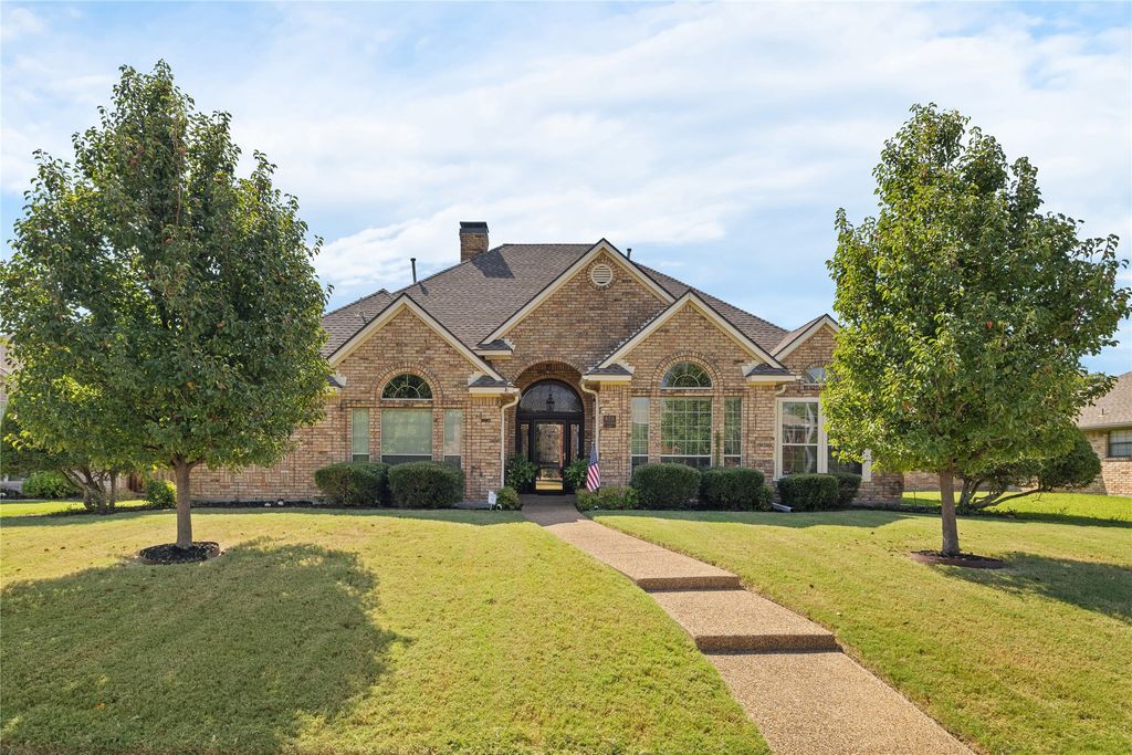 820 Foxwood Lane, Wylie, TX 75098