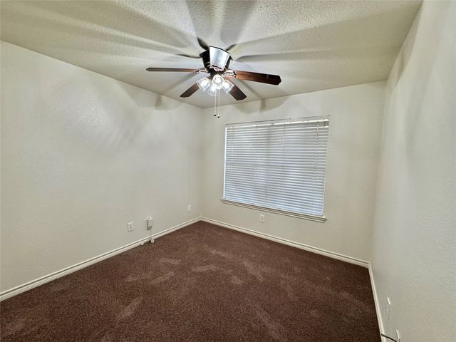 321 Tanglewood Street, Denton, TX 76207