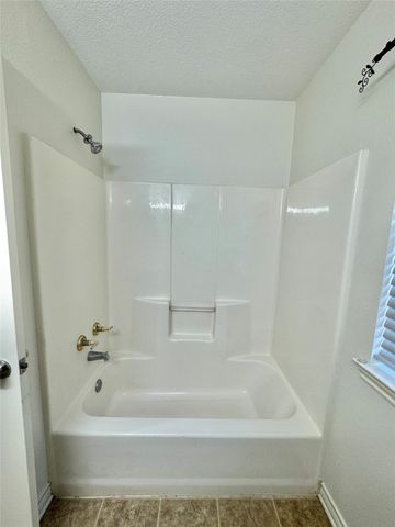 321 Tanglewood Street, Denton, TX 76207