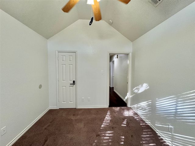 321 Tanglewood Street, Denton, TX 76207