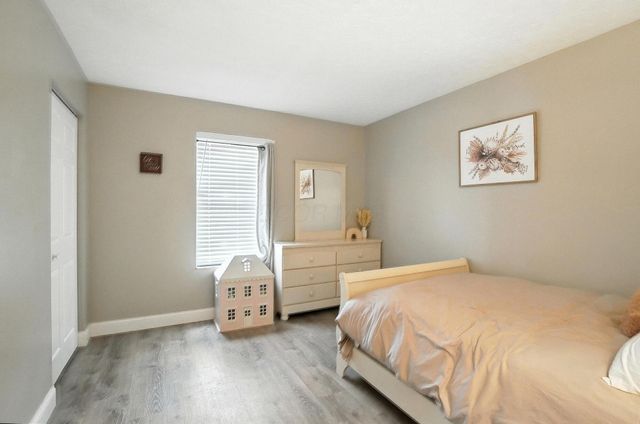 555 Ablemarle Circle, Delaware, OH 43015