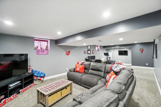 555 Ablemarle Circle, Delaware, OH 43015