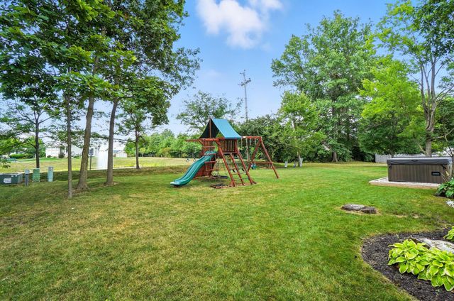 555 Ablemarle Circle, Delaware, OH 43015