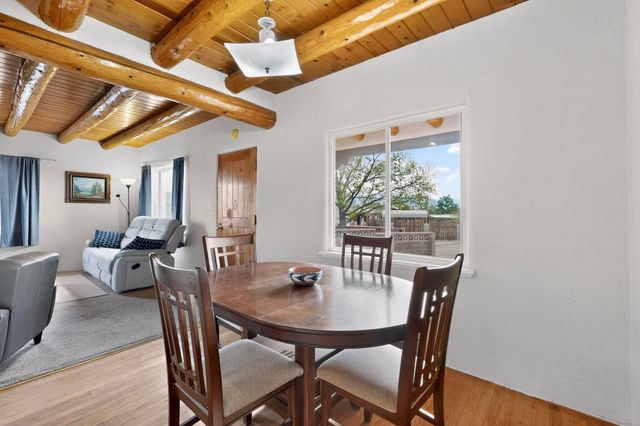 1011 Calle Sierra Vista, Espanola, NM 87532