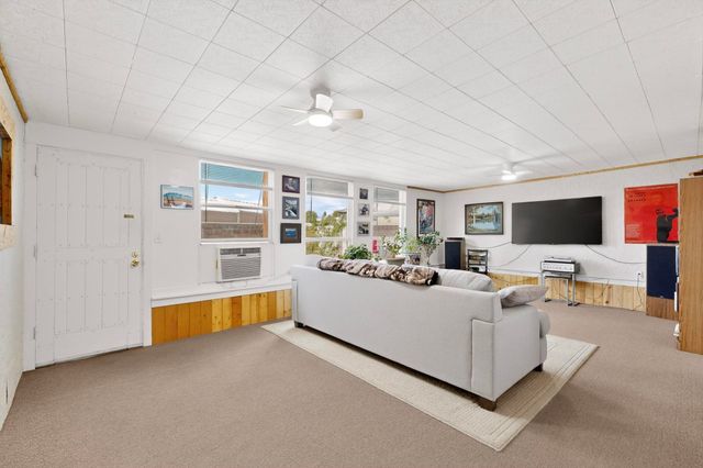 1011 Calle Sierra Vista, Espanola, NM 87532