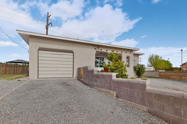 1011 Calle Sierra Vista, Espanola, NM 87532