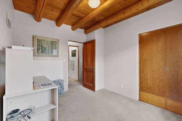 1011 Calle Sierra Vista, Espanola, NM 87532