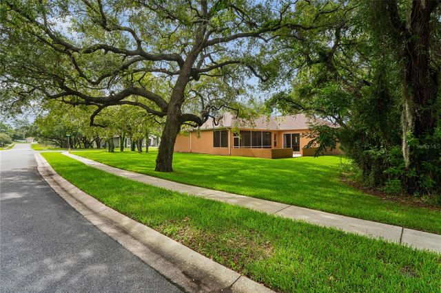 18915 BASCOMB LANE, Hudson, FL 34667