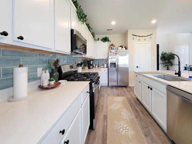 2901 Blossom Crest Way, League City, TX 77573