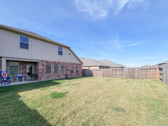 2901 Blossom Crest Way, League City, TX 77573