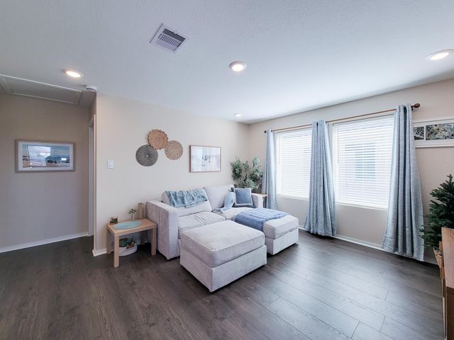 2901 Blossom Crest Way, League City, TX 77573