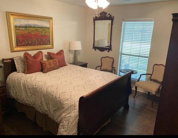 110 Linden, Hattiesburg, MS 39402