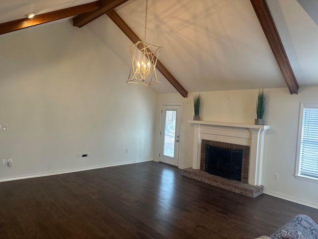 110 Linden, Hattiesburg, MS 39402