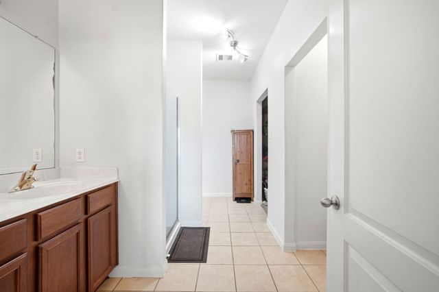 20527 Marker Ridge Drive, Humble, TX 77338