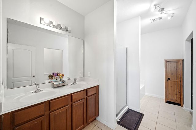 20527 Marker Ridge Drive, Humble, TX 77338