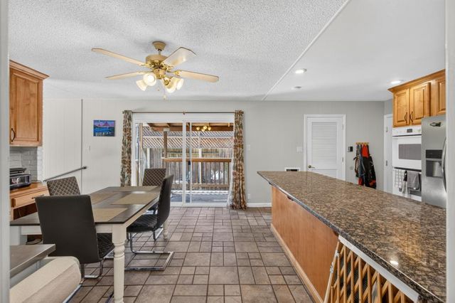 9166 Rundelay Way, Sacramento, CA 95826