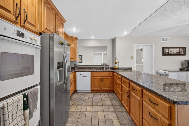 9166 Rundelay Way, Sacramento, CA 95826
