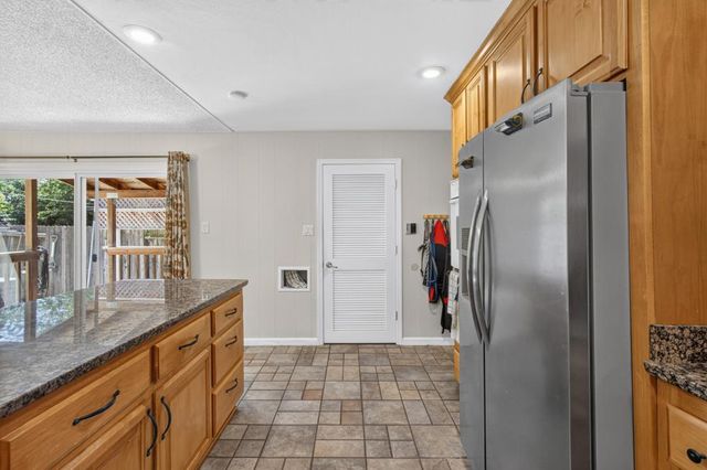 9166 Rundelay Way, Sacramento, CA 95826