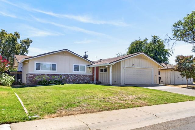 9166 Rundelay Way, Sacramento, CA 95826