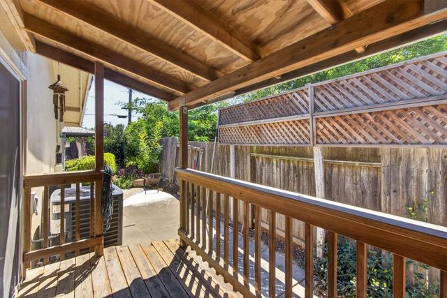 9166 Rundelay Way, Sacramento, CA 95826