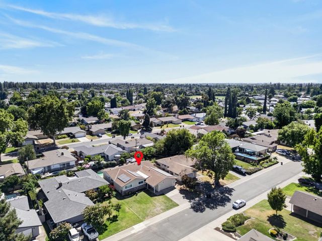 9166 Rundelay Way, Sacramento, CA 95826