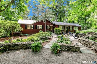 132 Webbs Hill Road, Stamford, CT 06903